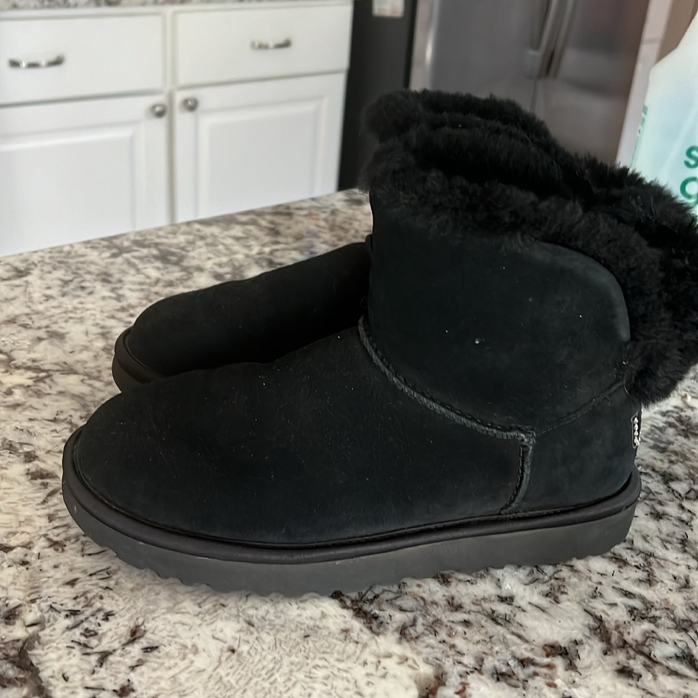 Ugg Boot - image 3